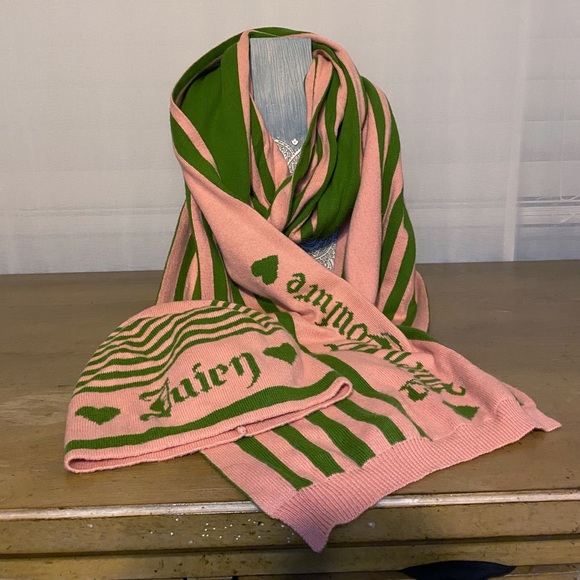 Juicy Couture Scarf and Ski Hat - Picture 1 of 7